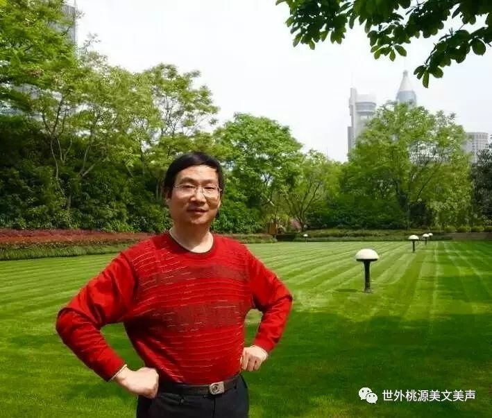 歐陽小文，最新詩迷的預測與展望