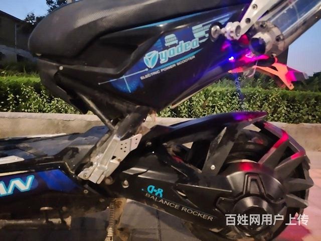 戰(zhàn)警電動(dòng)車最新款，科技與安全的完美結(jié)合