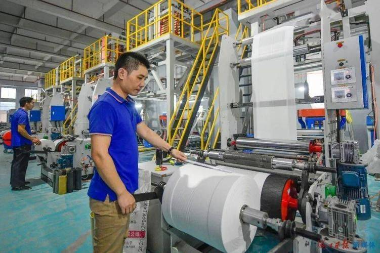 鄭州吹膜工最新招聘，行業(yè)現(xiàn)狀、職業(yè)前景與人才需求